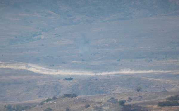 1st Bn., 11th Marines conduct direct fire artillery range