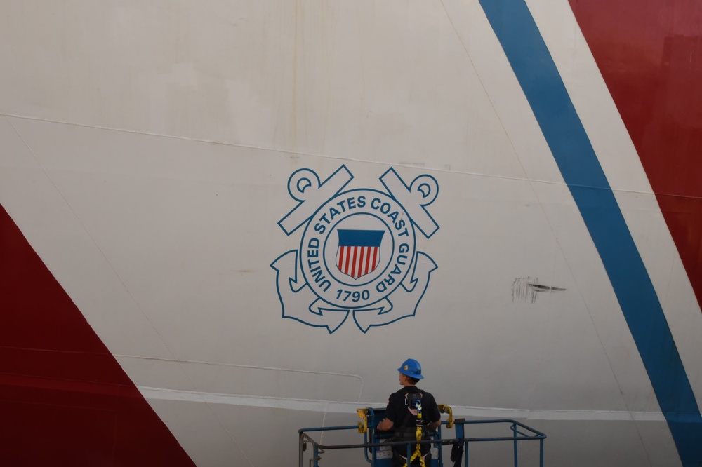 Coast Guard Cutter Polar Star prepares for return to Seattle after 308 days