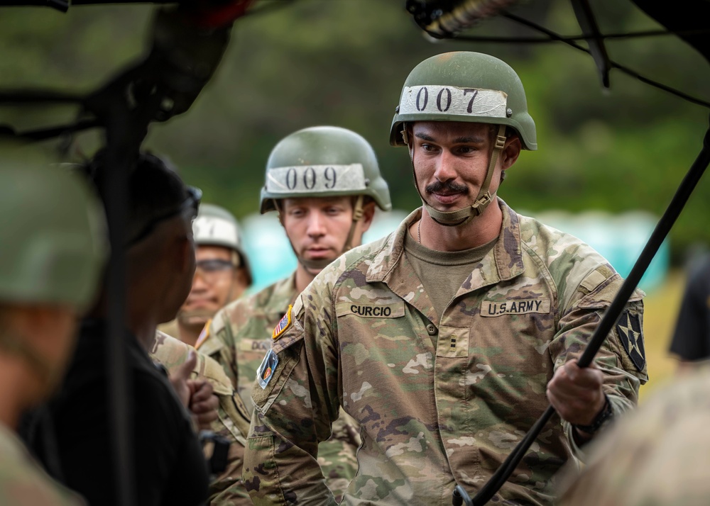 25th ID Enhances Readiness at Lightning Academy Air Assault Course