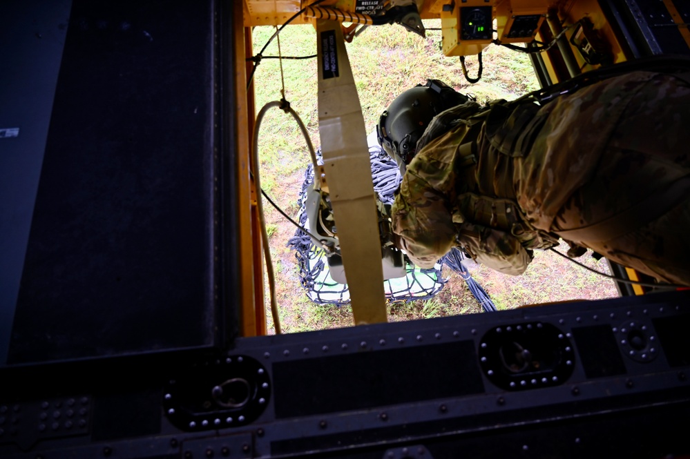 Joint Task Force Bravo conducts slingload operations as part of Panamax Alpha Phase II