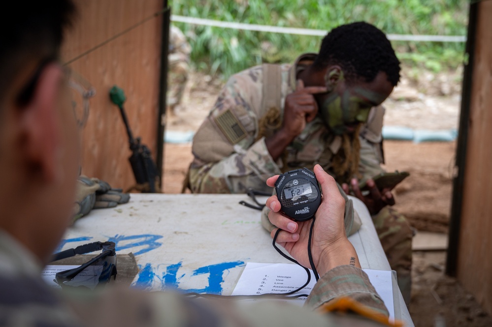 Expert Soldier Badge training 25