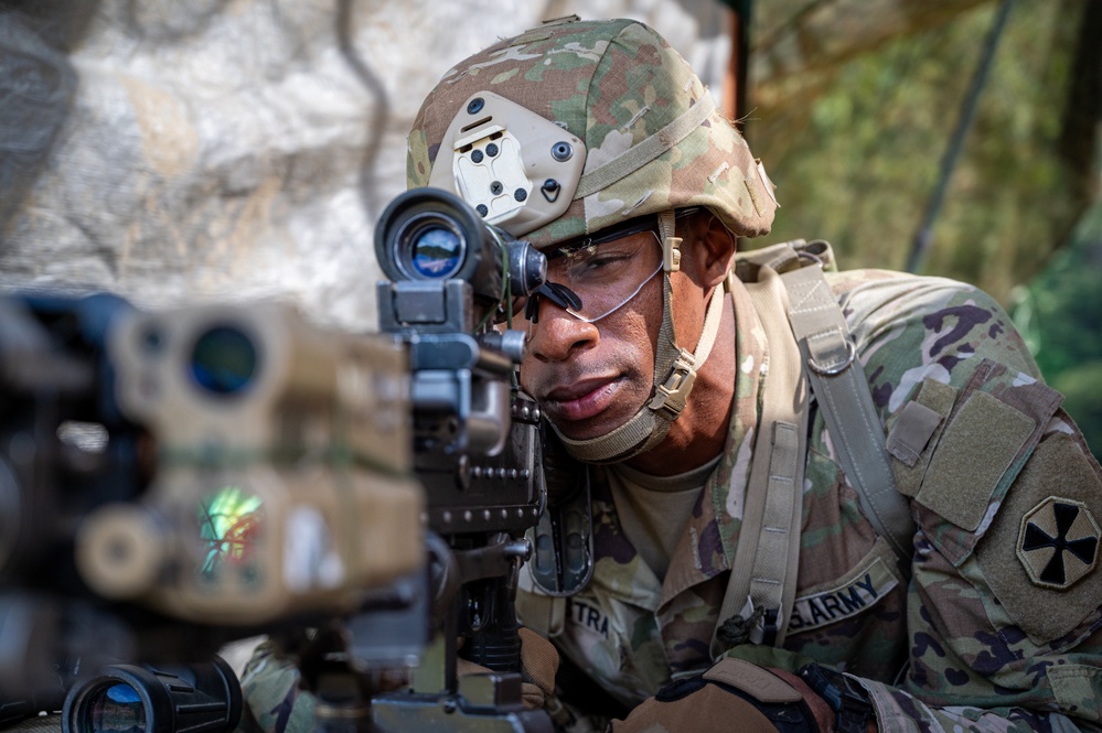 Expert Soldier Badge training 25
