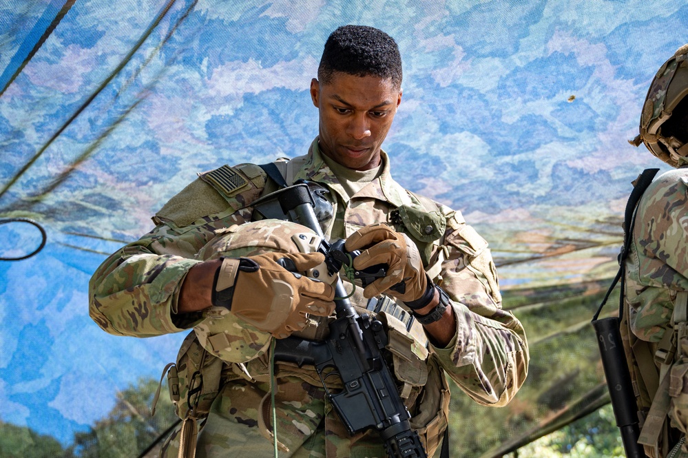 Expert Soldier Badge training 25