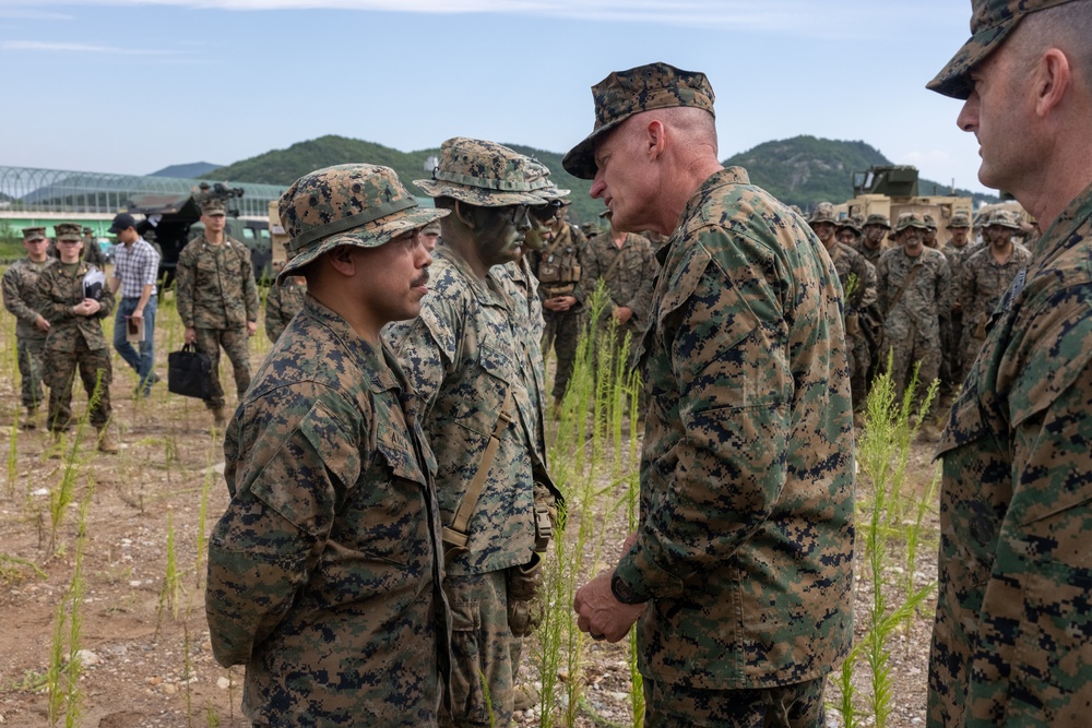 III MEF Commanding General Visits Marines, Meets with ROKMC Commandant During KMEP 25.2
