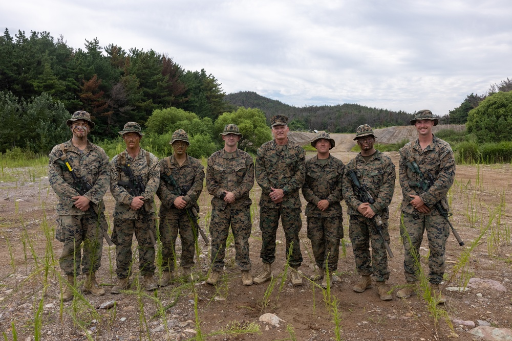 III MEF Commanding General Visits Marines, Meets with ROKMC Commandant During KMEP 25.2