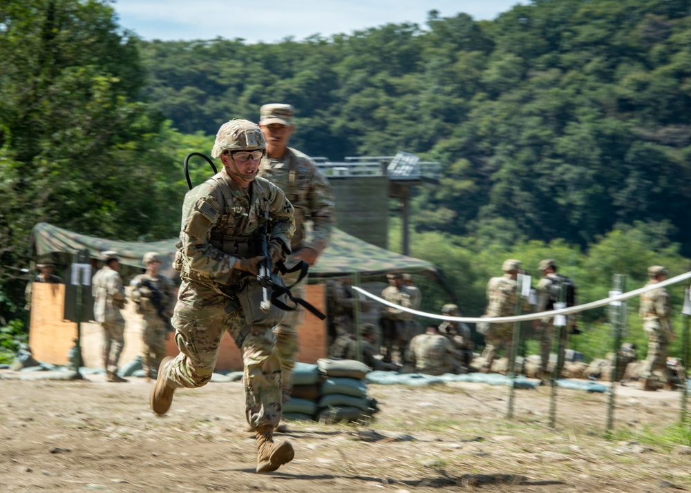 Expert Soldier Badge training