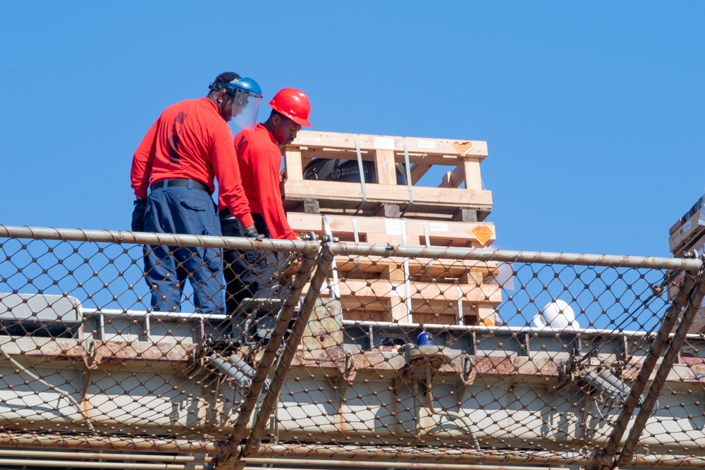 USS America Conducts an Ordnance Handling Evolution at Naval Weapons Station Seal Beach.
