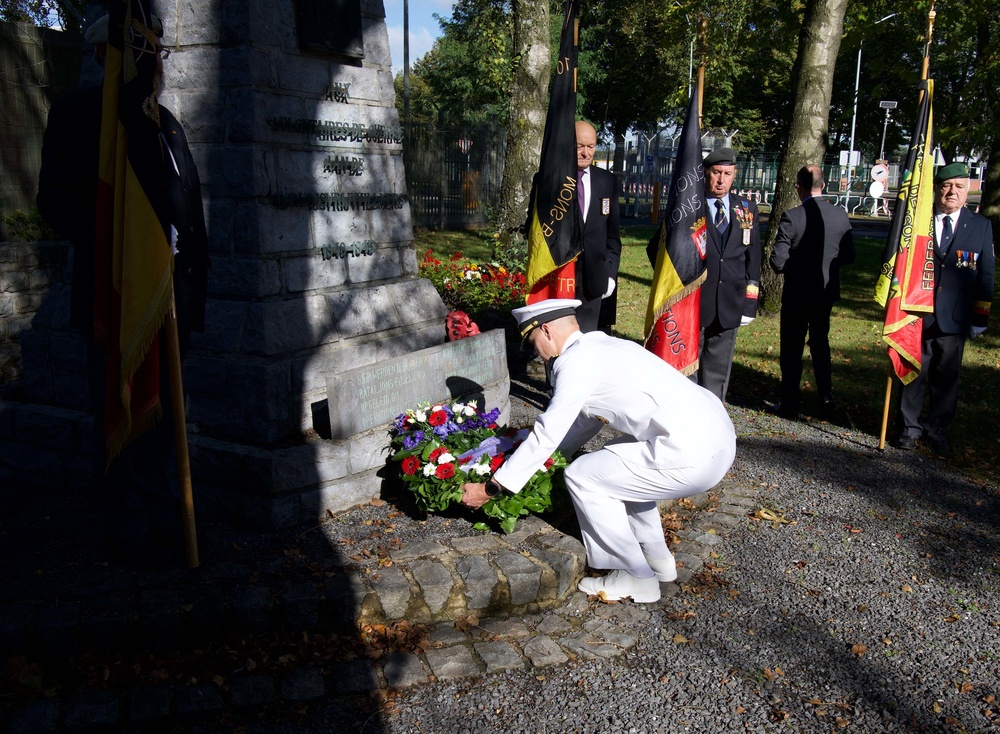 Wreath ceremony for the Royal Fraternal of the 10th and 23rd National Rifle Battalion