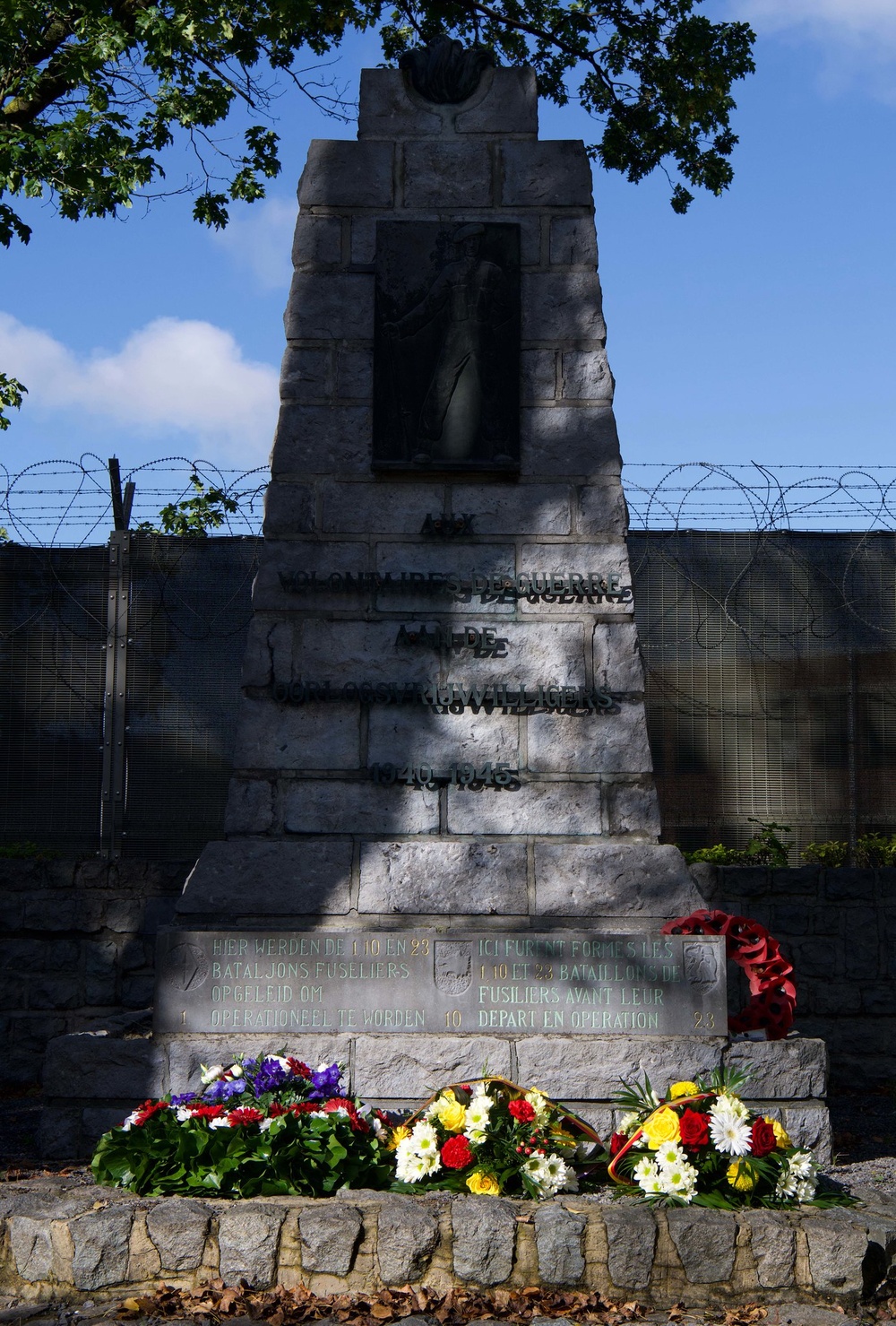 Wreath ceremony for the Royal Fraternal of the 10th and 23rd National Rifle Battalion