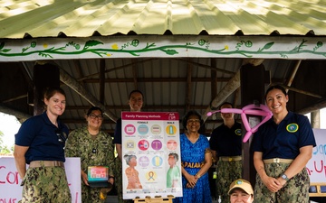 U.S. Army Soldiers with Pacific Partnership 2025 Conduct Veterinary Training at the Koror Animal Shelter in Koror, Palau, Sept. 25.