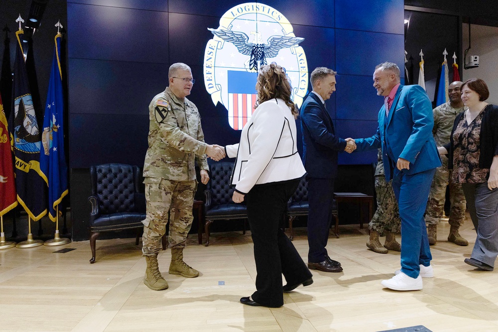 DLA director outlines transformation vision for Columbus workforce