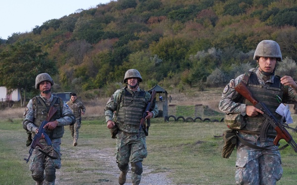 Heracleea 25 Squad Competition