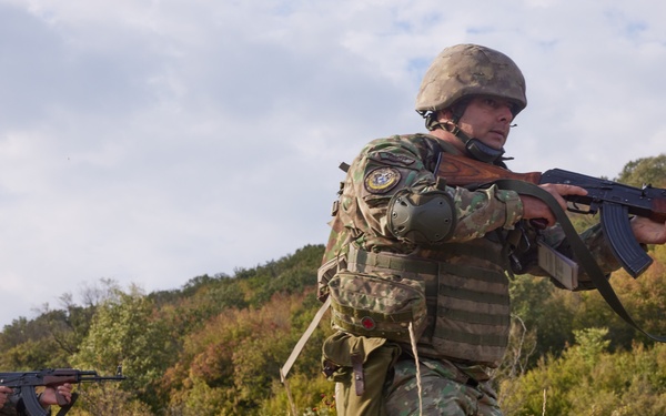 Heracleea 25 Squad Competition