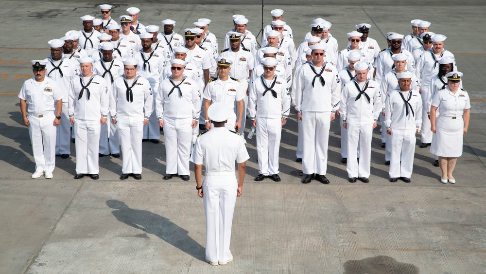 USS Gladiator Conducts Decommissioning Ceremony