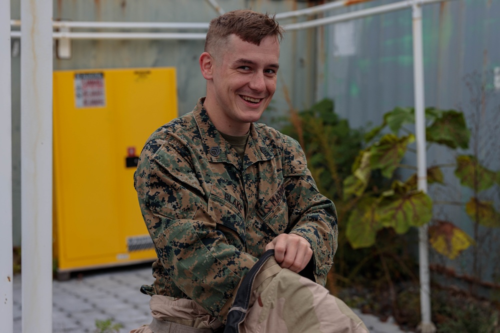 U.S. Marine Security Guard Students Train in Confined Space Trainer and Gas Chamber