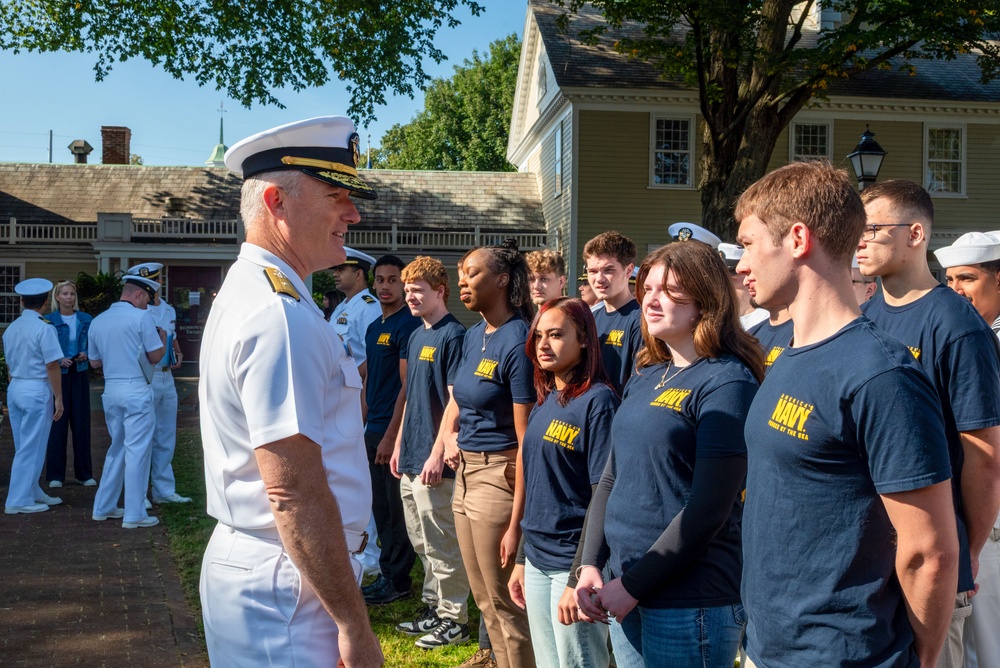 NTAG NEW ENGLAND AND NAVCO ATTEND NAVY WEEK PROCLAMATION CEREMONY AND OATH OF ENLISTMENT AT BIG E FAIR