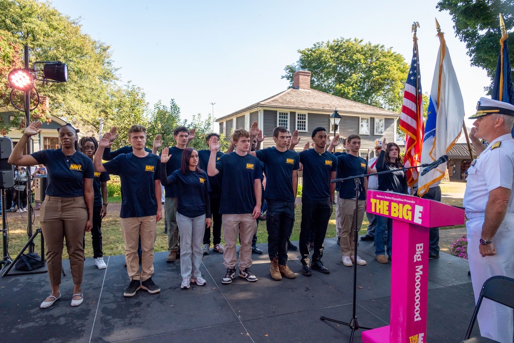 NTAG NEW ENGLAND AND NAVCO ATTEND NAVY WEEK PROCLAMATION CEREMONY AND OATH OF ENLISTMENT AT BIG E FAIR