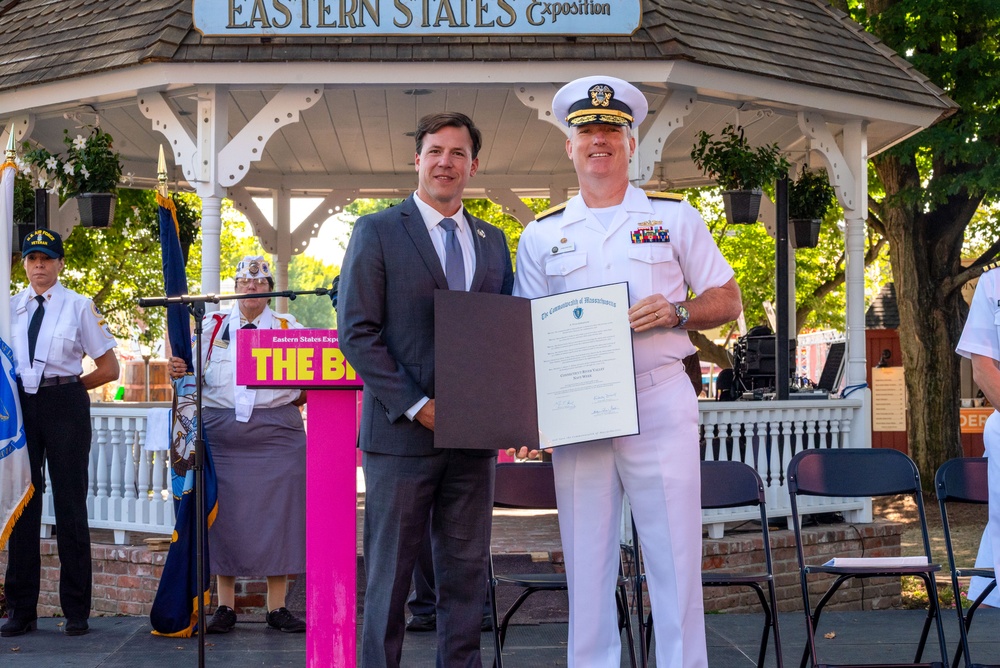NTAG NEW ENGLAND AND NAVCO ATTEND NAVY WEEK PROCLAMATION CEREMONY AND OATH OF ENLISTMENT AT BIG E FAIR