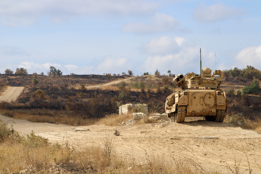 1st ABCT, 1st Infantry Division M2A3 Bradley Gunnery at Novo Selo Training Area