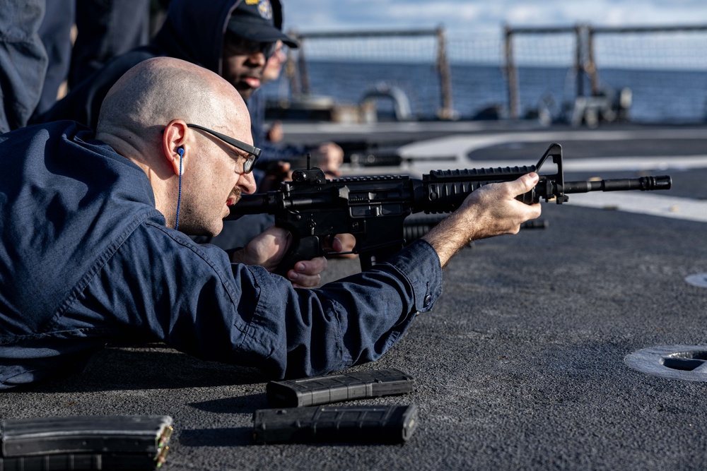 USS Mahan (DDG 72) Small Arms Shoot