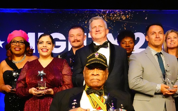 Awardees of the Mighty 25