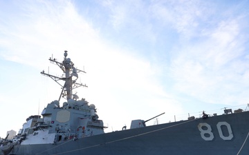 NCHB-1 Sailors Render Honors