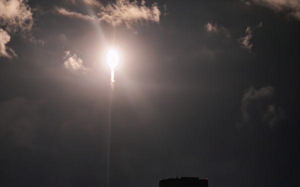 Starlink 10-15 Launches from Cape Canaveral Space Force Station