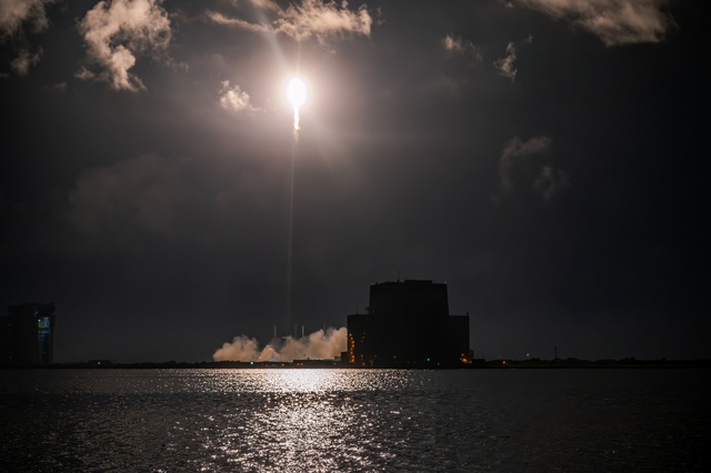 Starlink 10-15 Launches from Cape Canaveral Space Force Station
