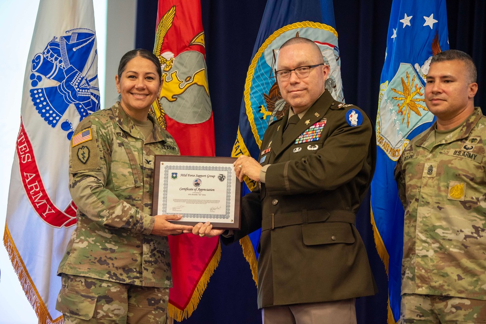 U.S. Army South Chief of Staff presides over a U.S. citizenship naturalization