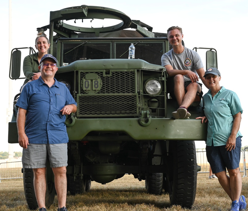 445 AW flies veterans from Wright-Patterson to D.C., back for Honor Flight Dayton