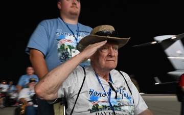 445 AW flies veterans from Wright-Patterson to D.C., back for Honor Flight Dayton
