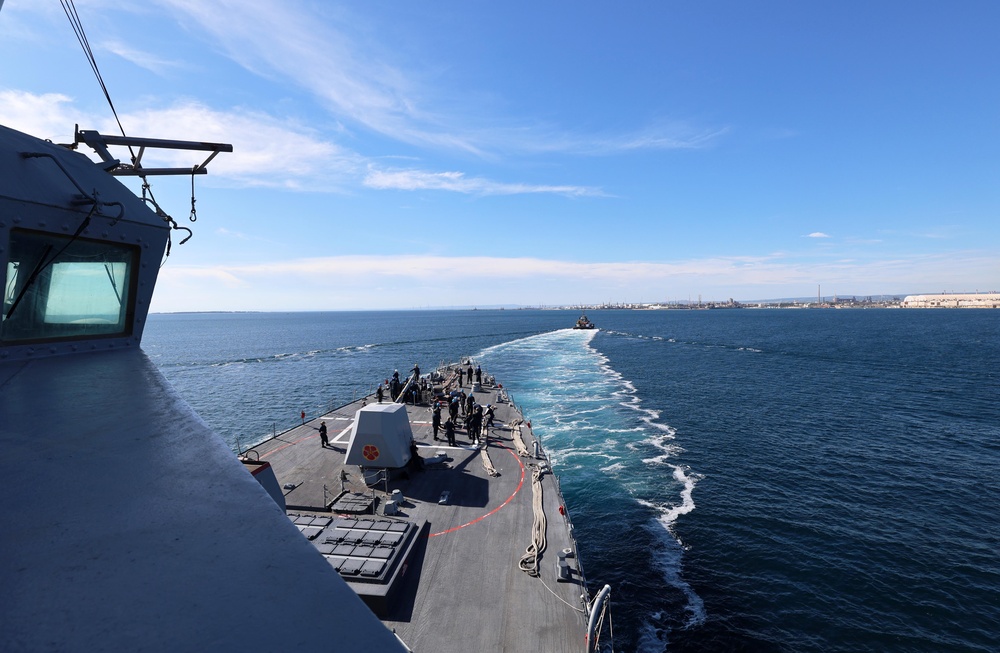 USS Roosevelt (DDG 80) Departs Taranto, Italy, Continues Scheduled Deployment