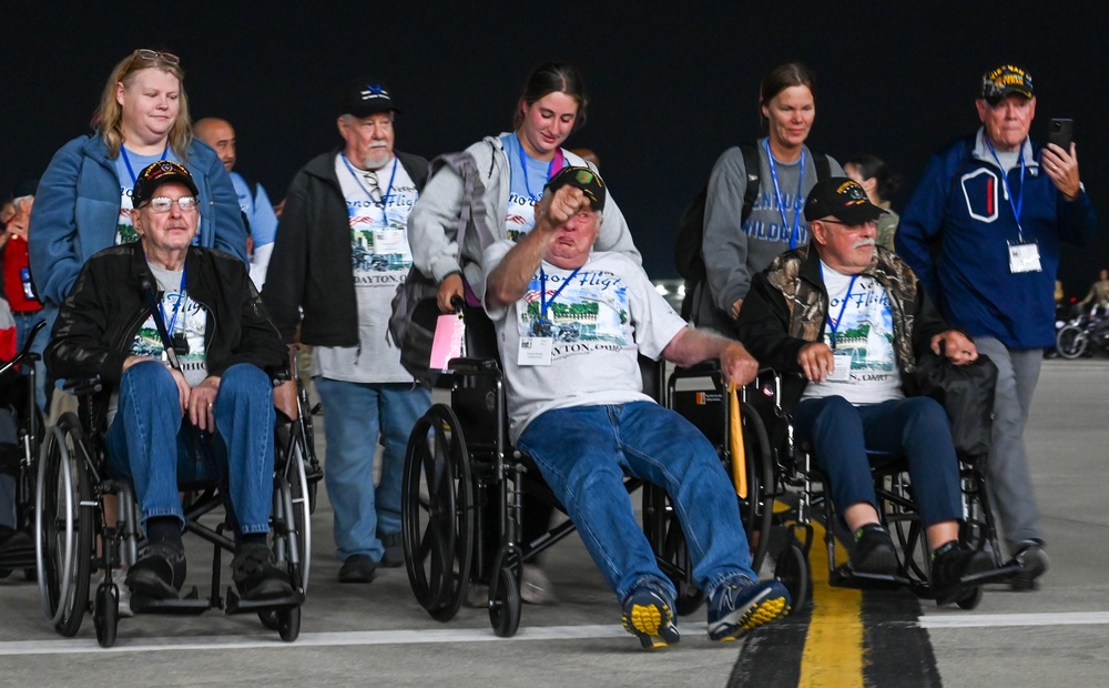 445 AW flies veterans from Wright-Patterson to D.C., back for Honor Flight Dayton