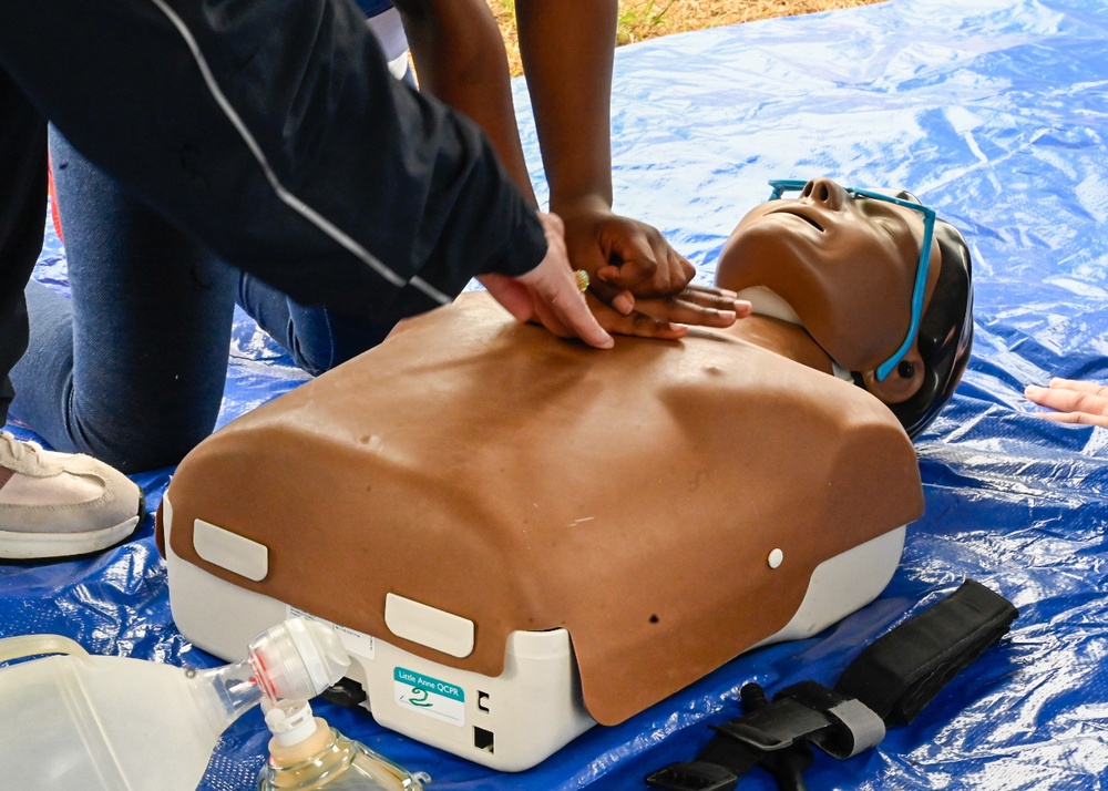Navy Medicine Teaches CPR at The Big E State Fair