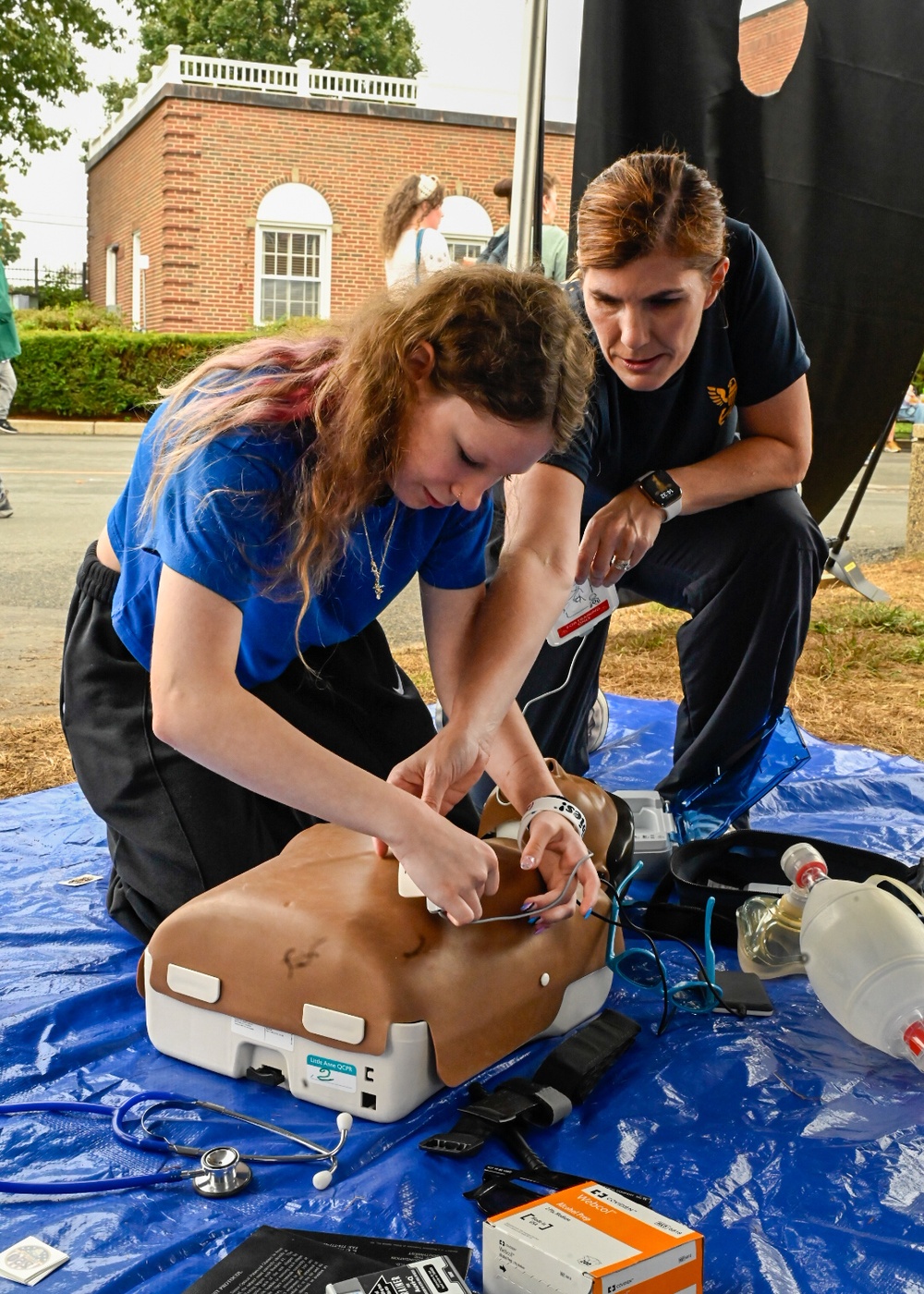 Navy Medicine Teaches CPR at The Big E State Fair