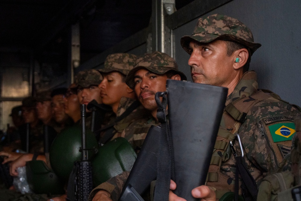 UNITAS 2025 | Combat Logistics Battalion 22 Conducts Beach Operations Group Support