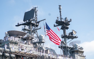 USS America Arrives in San Diego