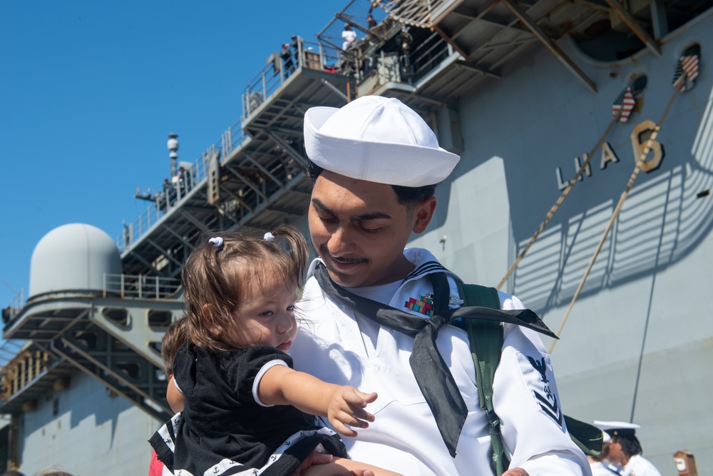 USS America Completes Homeport Change to San Diego