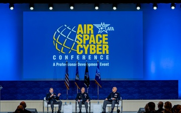 STARCOM’s Maj. Gen. Smith and Space Force Leadership Speak at Air, Space &amp; Cyber Conference