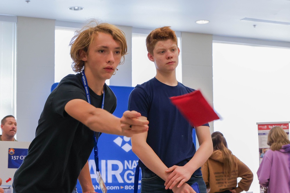 131st Bomb Wing welcomes St. Louis area high school students for career fair 131st Bomb Wing welcomes St. Louis area high school students for career fair