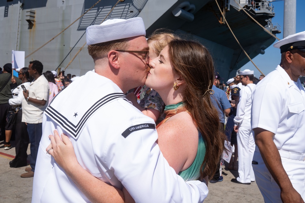USS America Completes Homeport Change to San Diego
