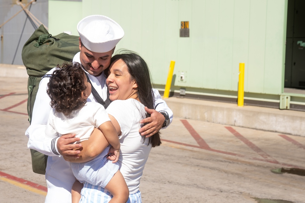 USS America Completes Homeport Change to San Diego