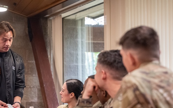 USO Alaska hosts Justin Flom at JBER