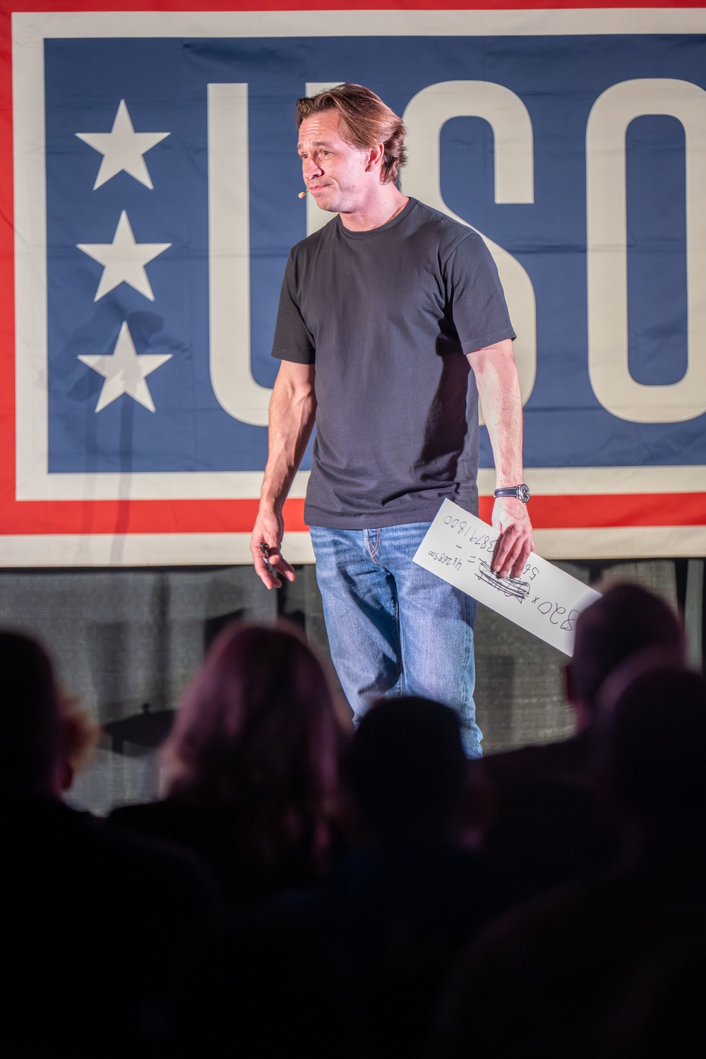 USO Alaska hosts Justin Flom at JBER