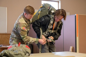 NEWSCAST 24SEP25: Fleet Treats and Change of Command