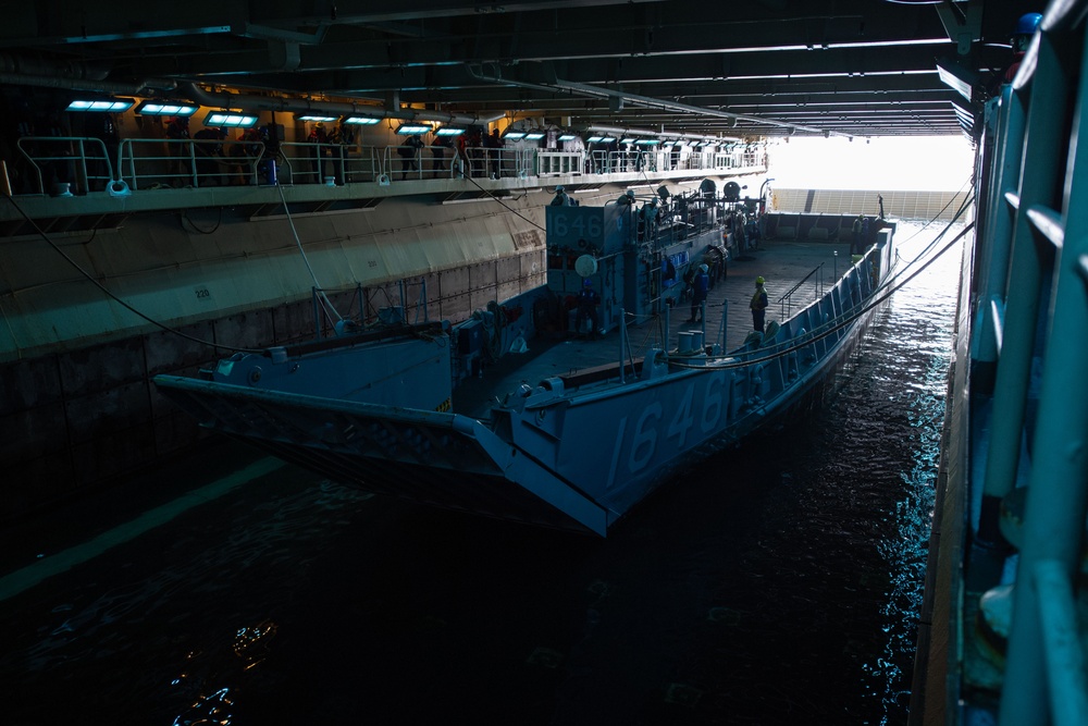 Boxer Conducts Well Deck Operations