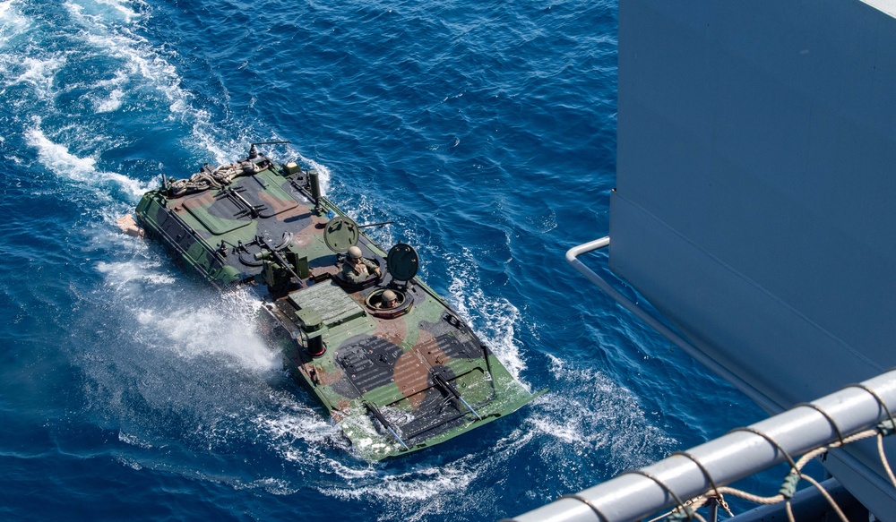 Boxer Conducts ACV Operations
