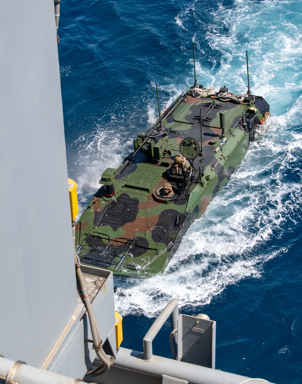 Boxer Conducts ACV Operations