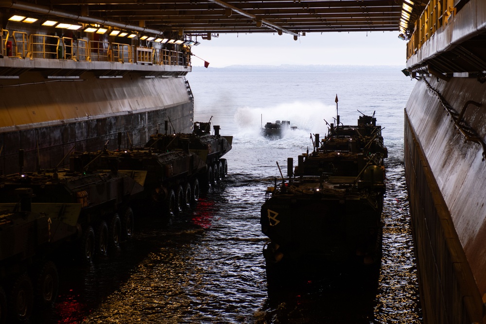 Boxer Conducts ACV Operations