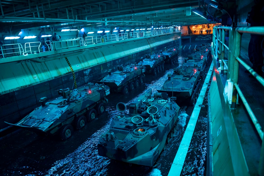Boxer Conducts ACV Operations